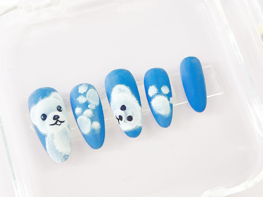 毛絨搓搓熊卡通美甲，南寧美甲進修深造作品